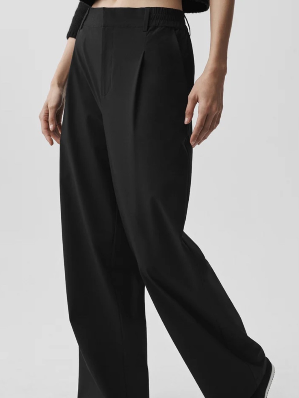 Alo High-Waist Pursuit Trouser in Black, Size Small - Picture 2 of 10
